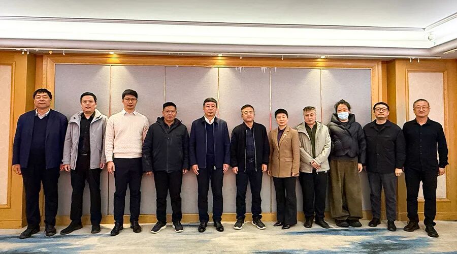 1761555021511086972.jpg 1027-4.jpg